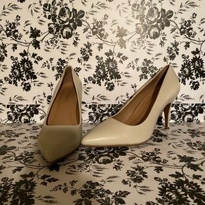 COPY - Brand New Aerosoles bone heels sz 10